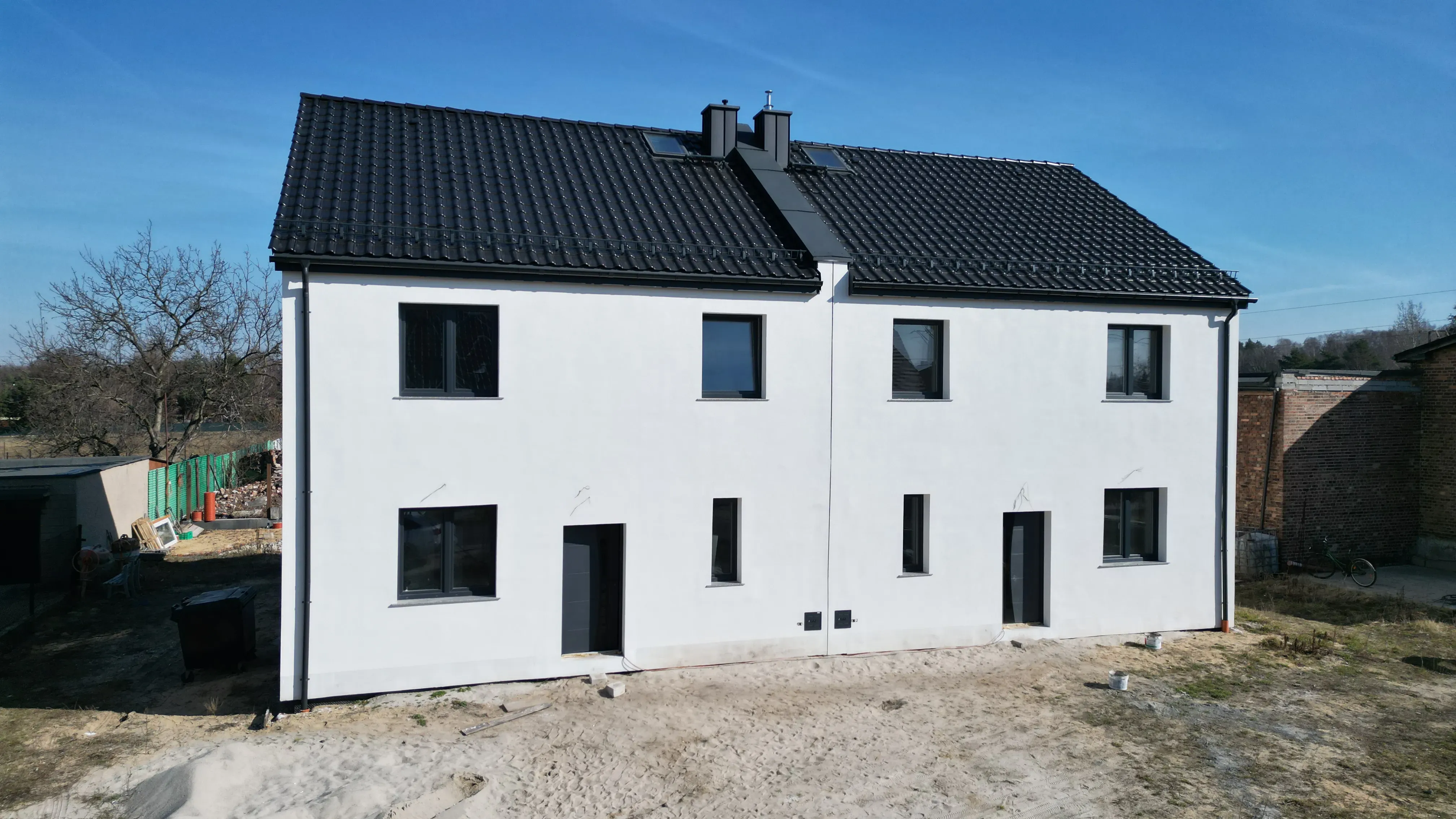 Dom (segment bliźniaka): stan deweloperski